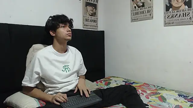 alice julls online show from March 20, 5:51 pm