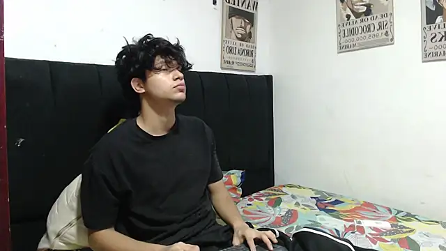 alice julls online show from March 27, 1:44 am