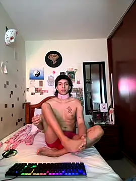 Snapshot of DannyPhantom555 chatting on September 9, 9:25 pm DannyPhantom555 online show from September 9, 9:25 pm