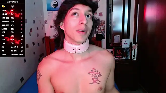 Snapshot of DannyPhantom555 chatting on November 12, 7:24 pm DannyPhantom555 online show from November 12, 7:24 pm