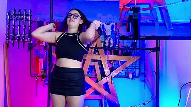 Misstresss aurora bdsm online show from October 8, 3:31 pm