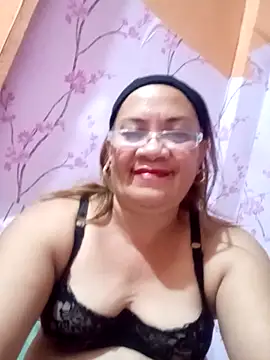 vickyhot1966 online show from October 31, 1:01 pm