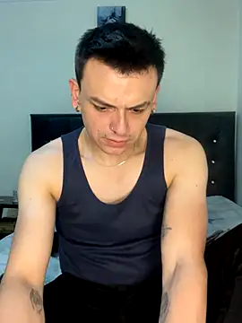anthonygray  online show from September 23, 4:15 am