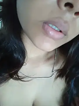 Hott Muskan online show from July 19, 10:52 am