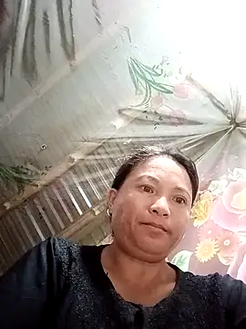 Snapshot of Love-Mama33 chatting on September 26, 11:20 pm Love-Mama33 online show from September 26, 11:20 pm