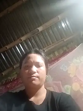 Snapshot of Love-Mama33 chatting on September 29, 12:05 am Love-Mama33 online show from September 29, 12:05 am