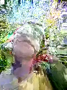 Snapshot of Love-Mama33 chatting on October 3, 8:33 am Love-Mama33 online show from October 3, 8:33 am