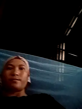 Snapshot of Love-Mama33 chatting on October 7, 11:57 pm Love-Mama33 online show from October 7, 11:57 pm