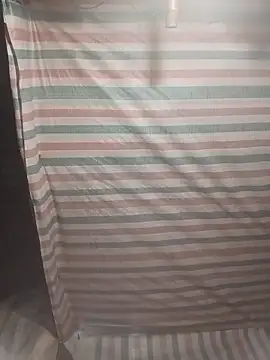 Snapshot of Love-Mama33 chatting on October 27, 10:41 am Love-Mama33 online show from October 27, 10:41 am