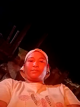 Snapshot of Love-Mama33 chatting on October 29, 11:34 am Love-Mama33 online show from October 29, 11:34 am