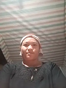 Snapshot of Love-Mama33 chatting on October 31, 11:22 am Love-Mama33 online show from October 31, 11:22 am