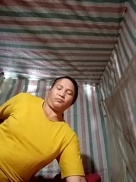 Snapshot of Love-Mama33 chatting on November 4, 11:48 pm Love-Mama33 online show from November 4, 11:48 pm