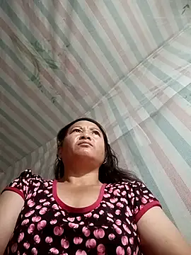 Snapshot of Love-Mama33 chatting on November 15, 10:37 pm Love-Mama33 online show from November 15, 10:37 pm