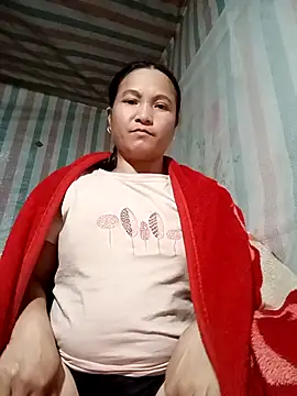 Snapshot of Love-Mama33 chatting on November 19, 12:38 pm Love-Mama33 online show from November 19, 12:38 pm