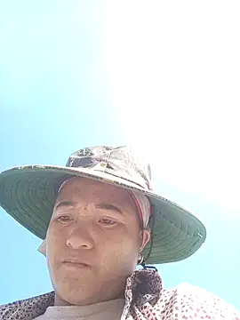 Snapshot of Love-Mama33 chatting on November 30, 2:26 am Love-Mama33 online show from November 30, 2:26 am