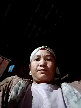 Snapshot of Love-Mama33 chatting on November 30, 10:25 pm Love-Mama33 online show from November 30, 10:25 pm