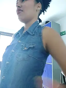 delaylacruz online show from October 13, 8:31 pm