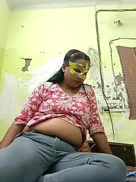 Snapshot of baurisilpi chatting on February 24, 5:55 pm baurisilpi online show from February 24, 5:55 pm