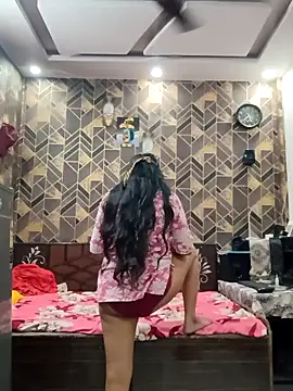 Snapshot of baurisilpi chatting on April 1, 5:43 pm baurisilpi online show from April 1, 5:43 pm