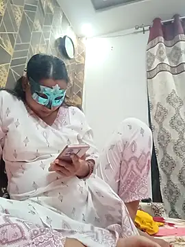 Snapshot of baurisilpi chatting on April 4, 6:05 pm baurisilpi online show from April 4, 6:05 pm