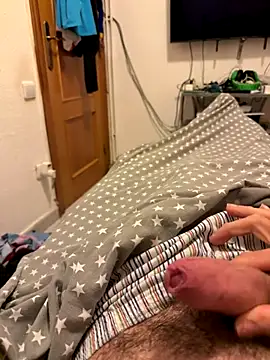 gigolobcn online show from November 8, 5:18 am