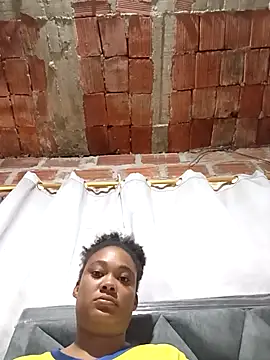 Snapshot of dahian_charlote02 chatting on December 2, 4:57 pm dahian charlote02 online show from December 2, 4:57 pm