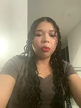 STEFANY MOLL online show from October 20, 2:39 pm