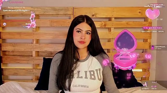 Snapshot of Emma__clark_ chatting on September 19, 12:28 pm Emma clark online show from September 19, 12:28 pm