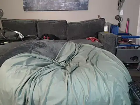 LeeCox online show from December 12, 2:55 pm