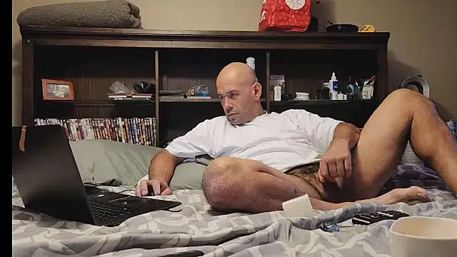 LeeCox online show from March 28, 1:11 pm