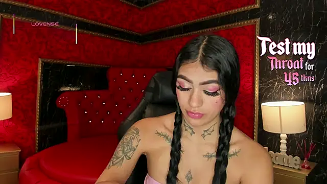 Snapshot of AlexiaCooperr chatting on October 16, 1:45 pm AlexiaCooperr online show from October 16, 1:45 pm