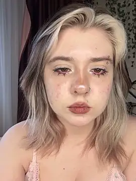 IrisSoCute online show from October 7, 10:01 am