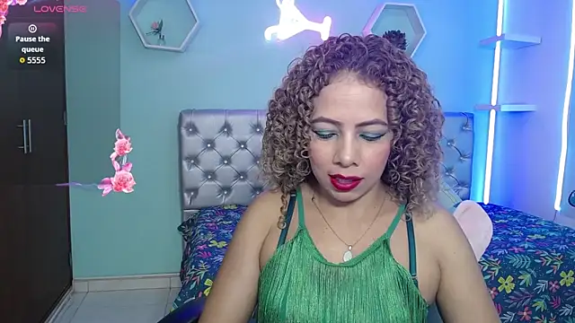 thalia mills19 online show from October 11, 8:51 pm