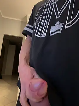 Axl hot online show from February 7, 12:47 am