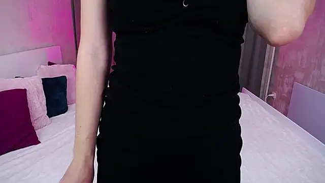 Snapshot of EvelinCuper chatting on September 16, 5:08 am EvelinCuper online show from September 16, 5:08 am