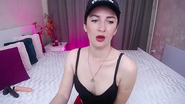 Snapshot of EvelinCuper chatting on November 15, 6:22 am EvelinCuper online show from November 15, 6:22 am