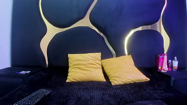 GabrielBrowm online show from September 15, 9:26 pm