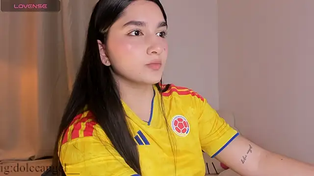 dulceangel   online show from June 24, 3:49 am