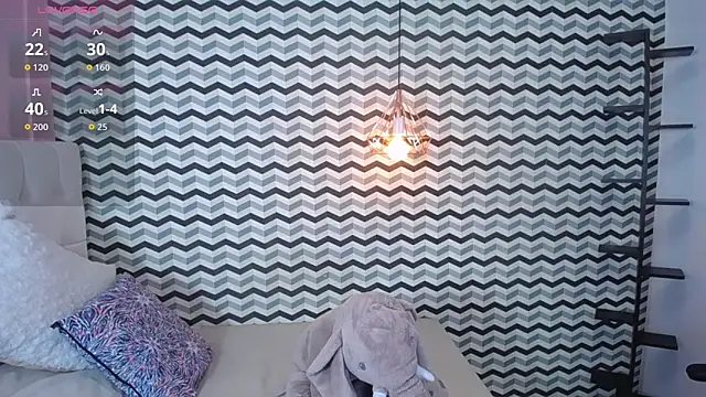 KRISTINPITERS online show from February 6, 8:12 pm