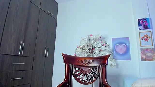 Snapshot of ashly_pnik1 chatting on November 6, 3:18 am ashly pnik1 online show from November 6, 3:18 am