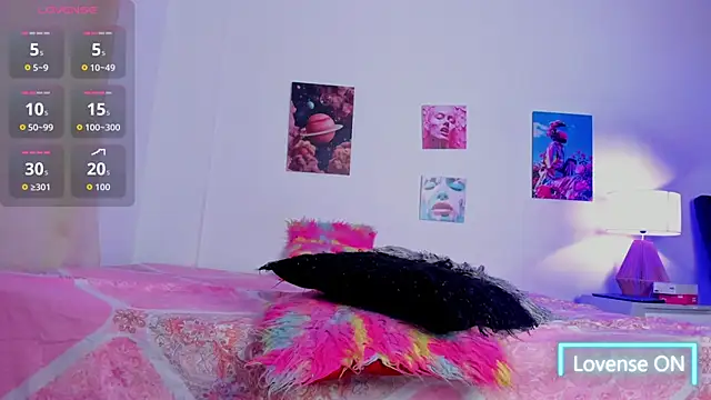 mia purplee online show from October 1, 3:12 am