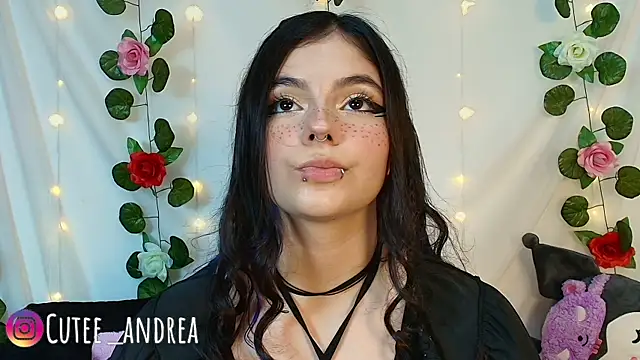 cutee andrea online show from May 10, 2:39 am