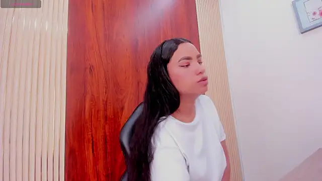 KhateAndersson online show from January 7, 8:22 pm