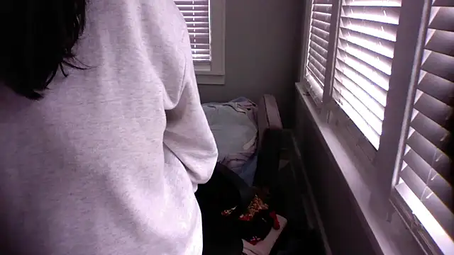 furikitty online show from November 11, 5:57 pm