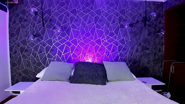 Tanit Mora online show from November 26, 4:57 am