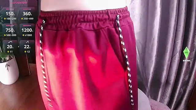 Mai aug online show from September 28, 2:44 pm