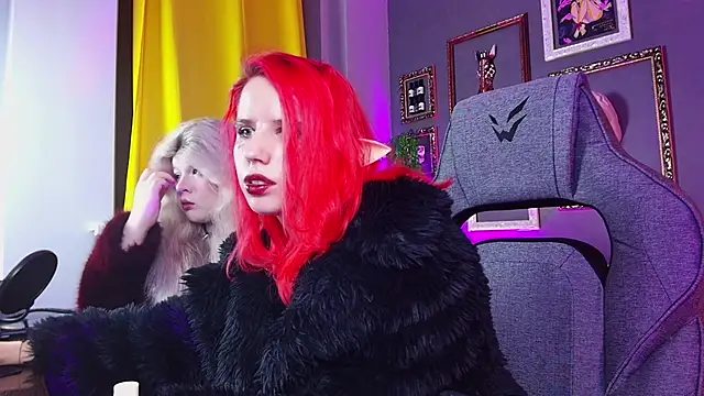 NitaNihil online show from October 16, 8:10 pm