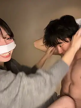 sono chan online show from December 4, 1:20 pm