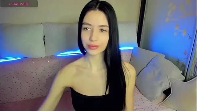 SelinLi online show from February 2, 9:08 am