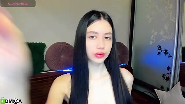 Snapshot of SelinLi chatting on March 12, 8:31 am SelinLi online show from March 12, 8:31 am